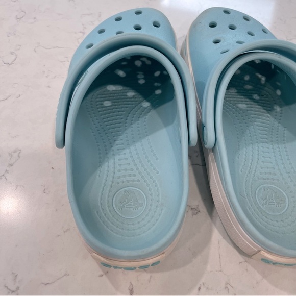 CROCS crocband Light Blue Clogs Size 6 - Picture 6 of 10